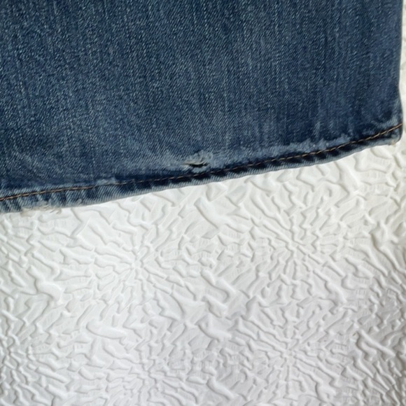 GAP Men's Dark Blue distressed Bootcut Jeans - Picture 2 of 12